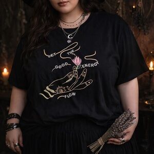 Torrid XXL Graphic Tee Black Boho Spiritual Witchy Good Energy Flow Shirt